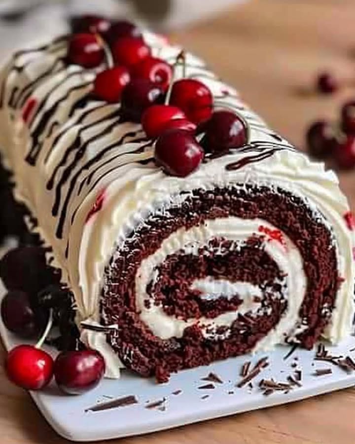 Boahhh die bak ik bijna elke week, Schwarzwälder kersencake rol, zo lekker!