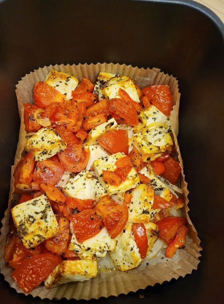 Je zult elke dag koken, gebakken feta met groenten uit de Airfryer of oven!