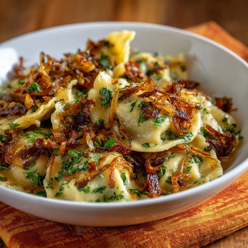 Sappige Maultaschen met goudbruine gebakken uitjes: Jouw meesterrecept